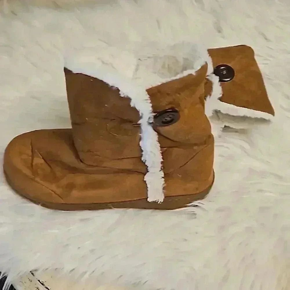 Women's Ankle Boots - Picture 3 of 7